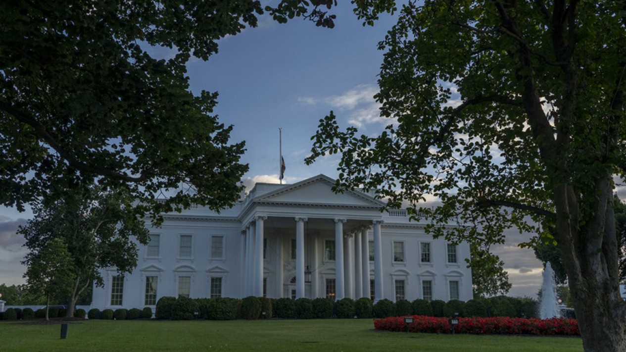Ratu Elizabeth Meninggal, White House Amerika Berkabung