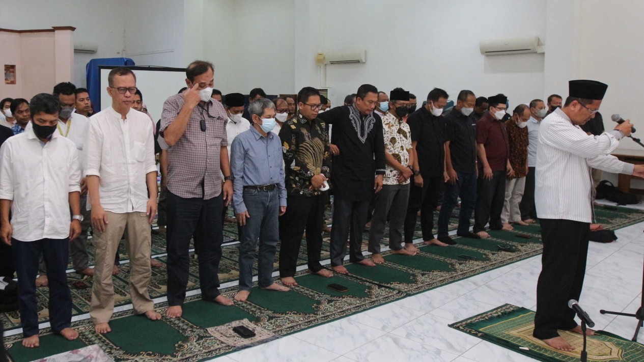 Shalat Ghoib Untuk Almarhum Azyumardi Azra di Dewan Pers