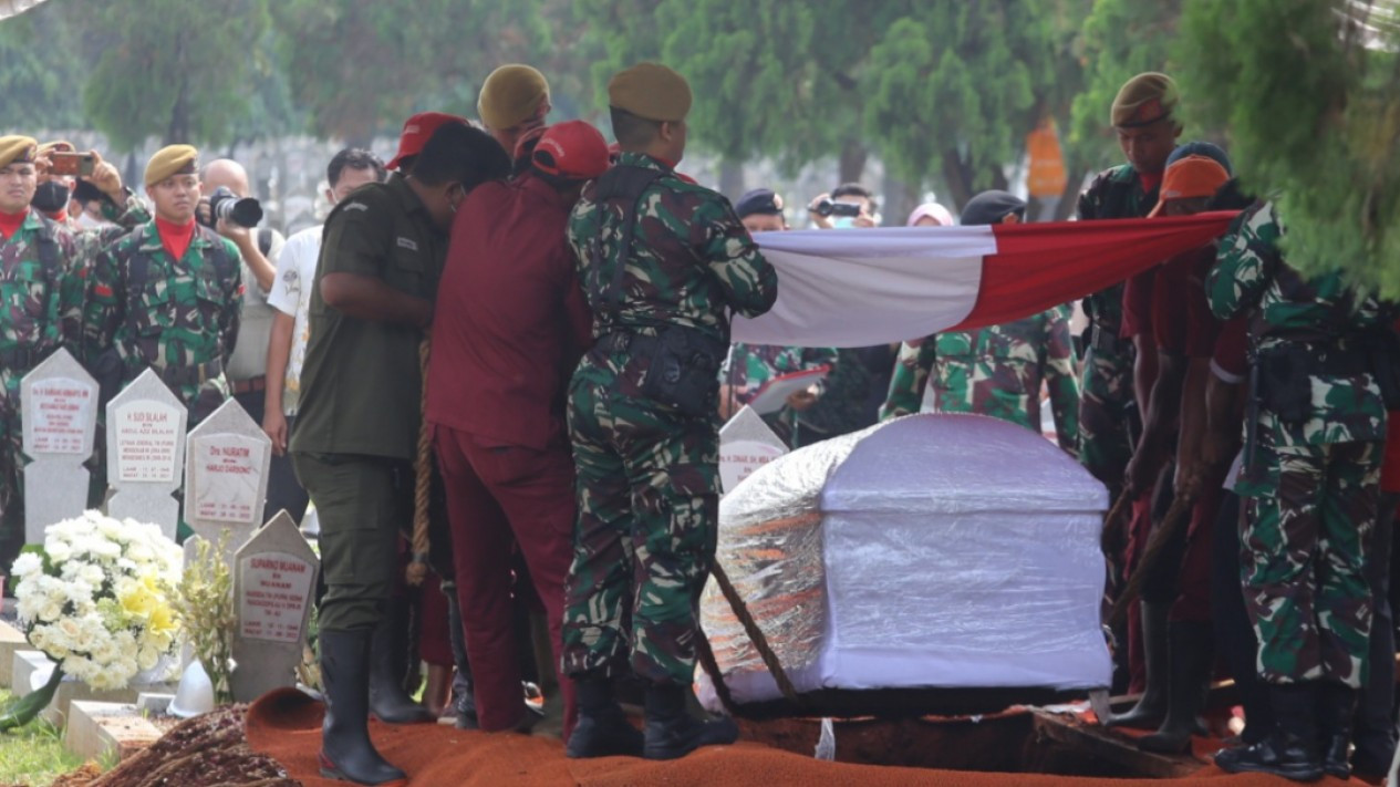 Pemakaman Azyumardi Azra di TMP Kalibata