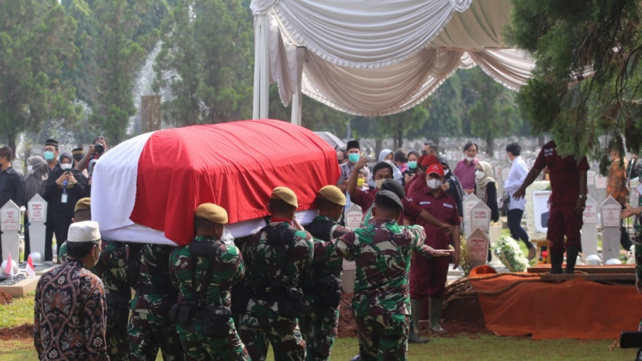 Pemakaman Azyumardi Azra di TMP Kalibata