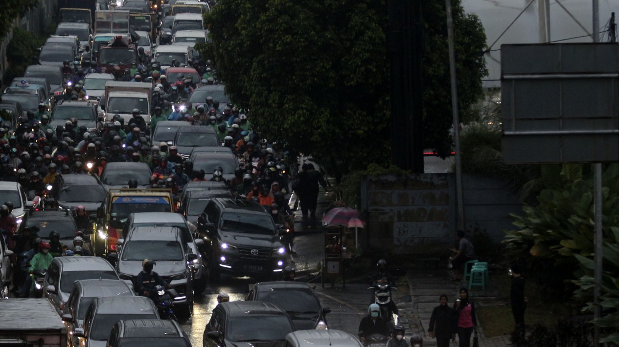 Hujan Deras, Ruas Jalan Macet Parah