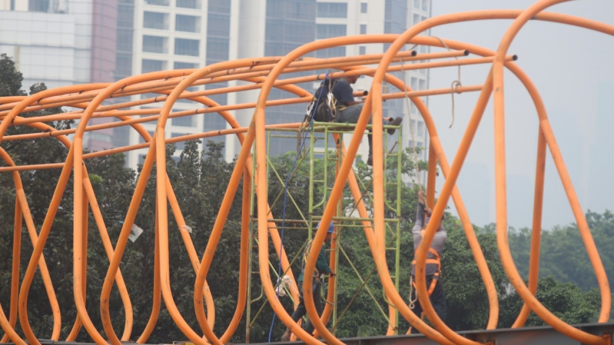 Pembangunan Skywalk Stasiun Kebayoran Lama