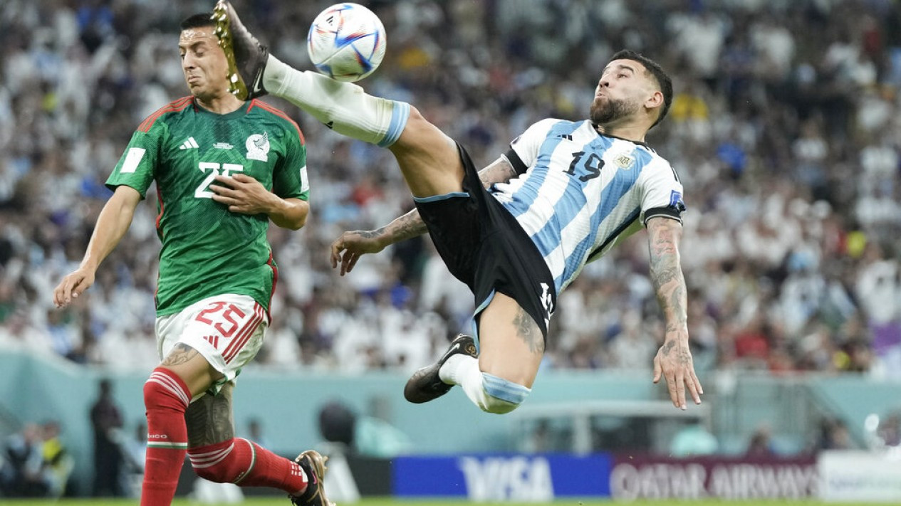 Messi Cetak Gol, Argentina Kalahkan Meksiko