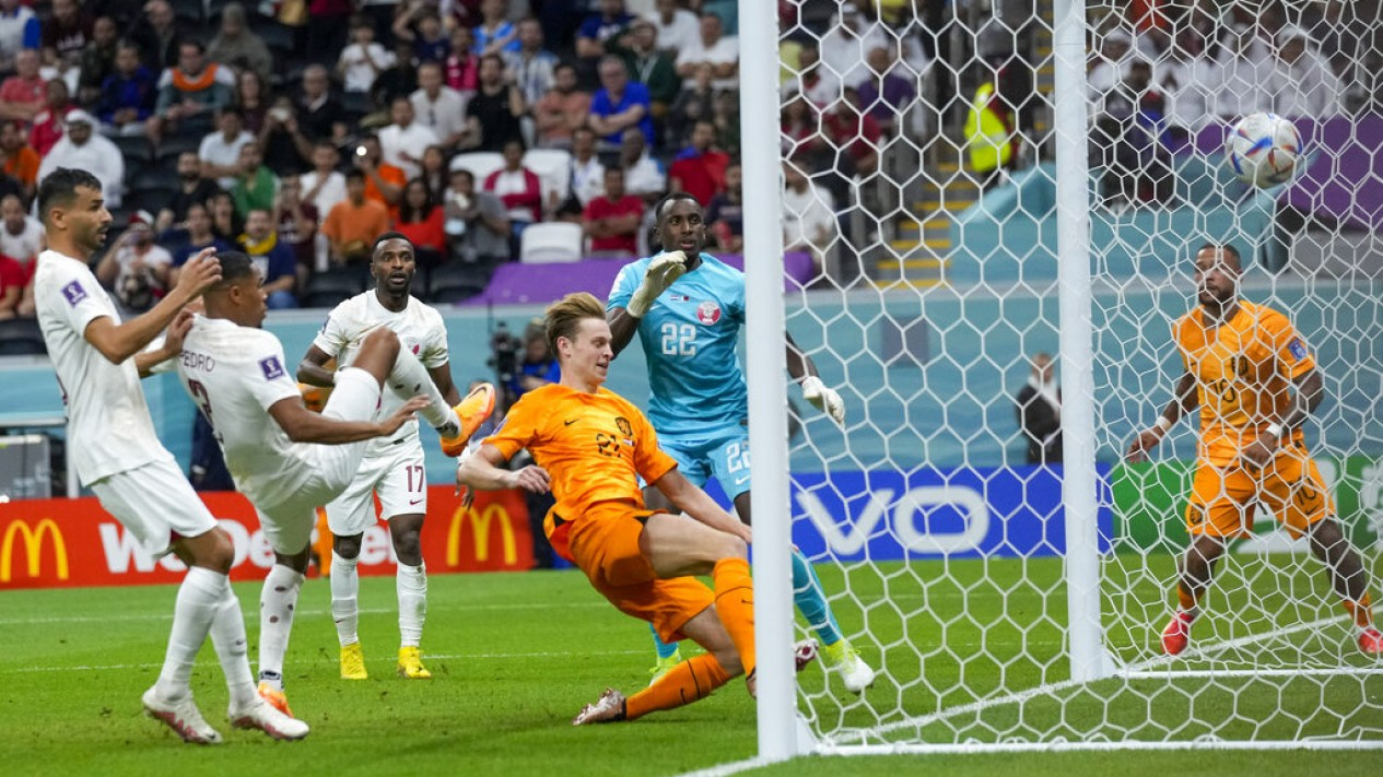 Hancurkan Qatar, Belanda Lolos 16 Besar sebagai Juara Grup