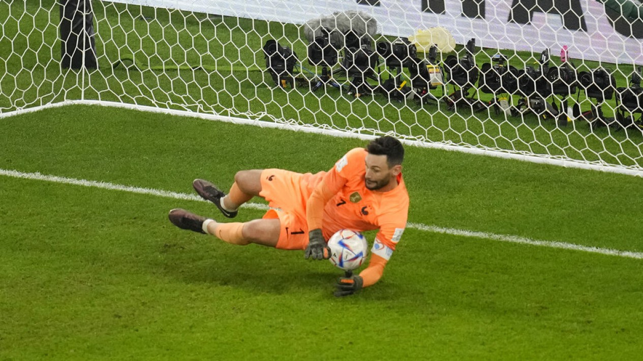 Libas Polandia, Prancis Segel Perempatfinal Piala Dunia