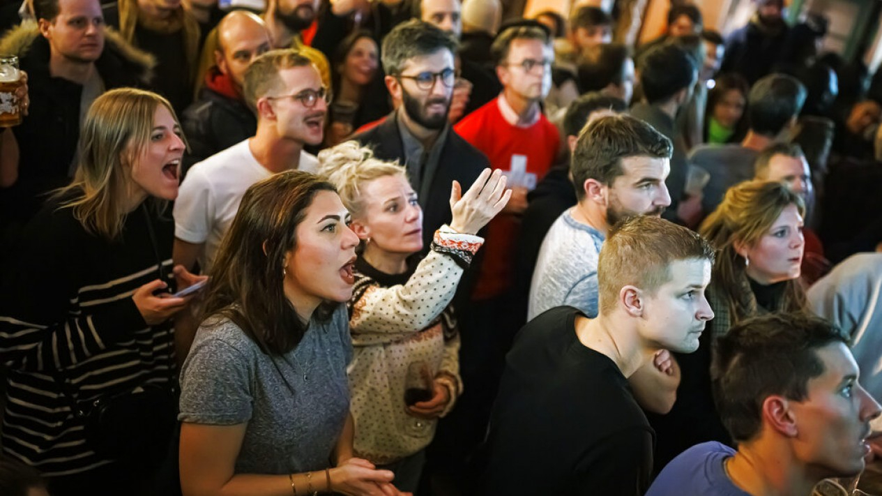 Reaksi Fans Usai Portugal Sikat Swiss 6-1