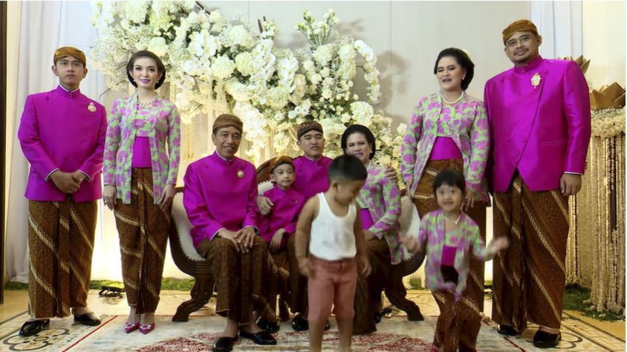 Sungkeman Usai Prosesi Siraman Kaesang