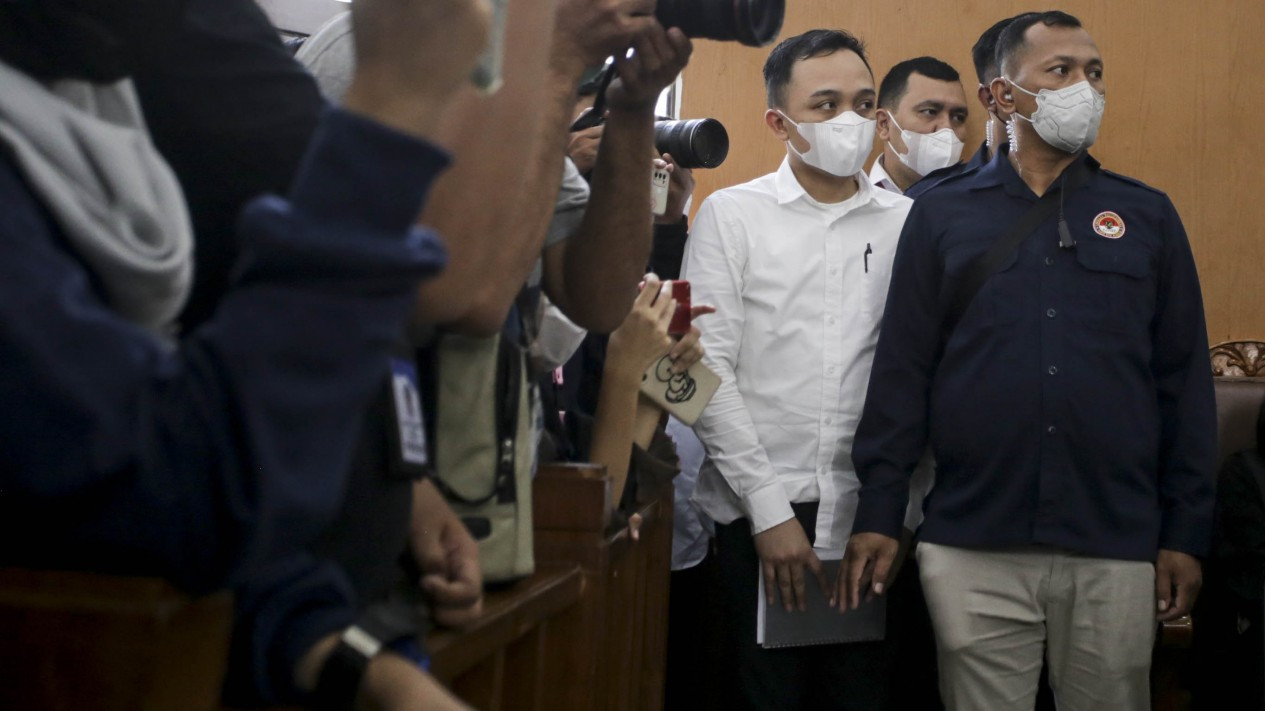 Ricky Rizal Jadi Saksi Terdakwa Ferdy Sambo dan Putri - Vlix.id