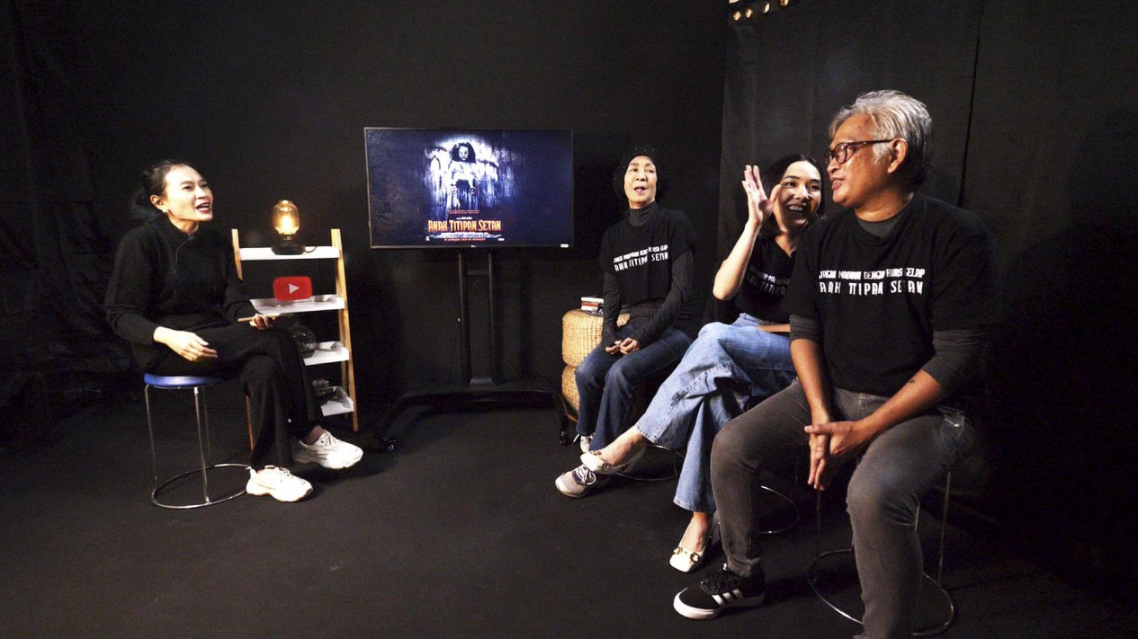 Para Pemain Film Horor Anak Titipan Setan Berkunjung ke VIVA