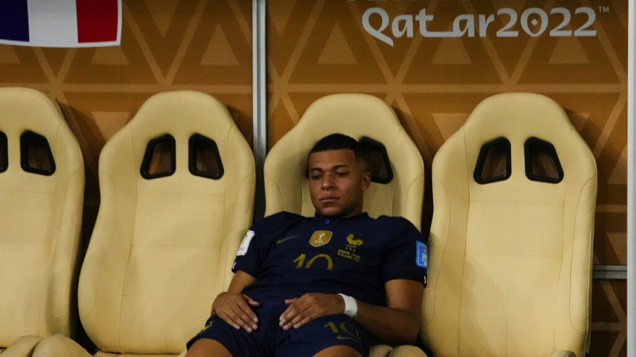 Presiden Perancis Hibur Mbappe Usai Kalah dari Argentina