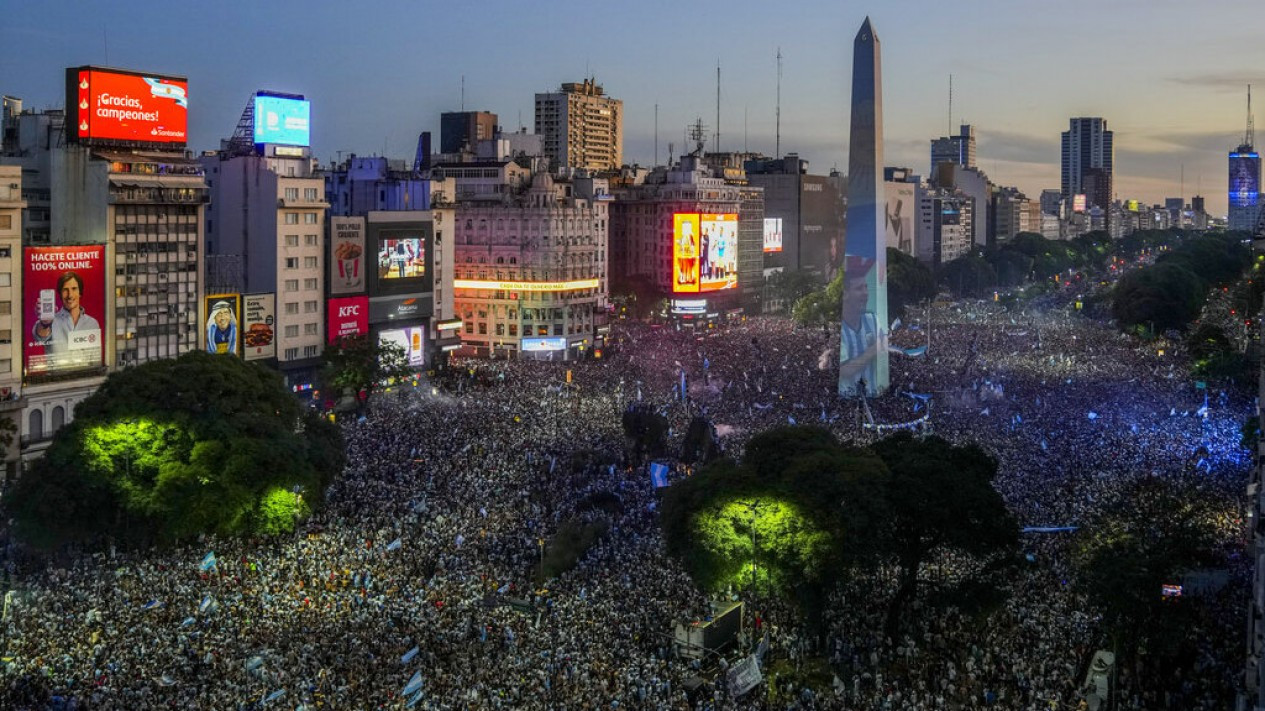 Lautan Manusia Padati Buenos Aires Usai Argentina Juara