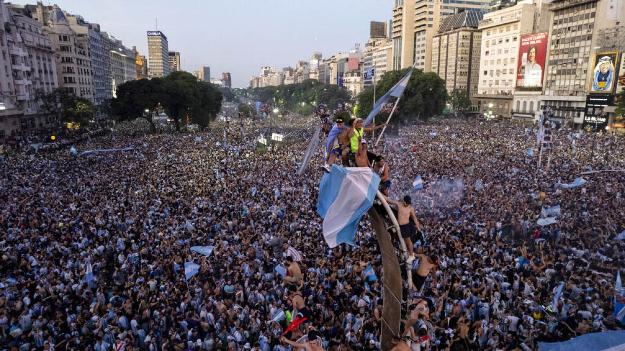 Lautan Manusia Padati Buenos Aires Usai Argentina Juara