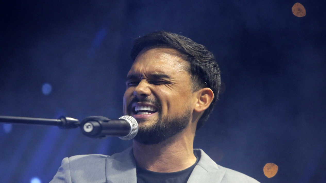 Penampilan Garteh Gates Buka Konser BLUE di Jakarta