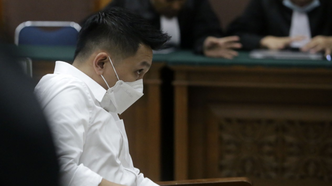 Chuck Putranto Divonis Hukuman 1 Tahun Penjara