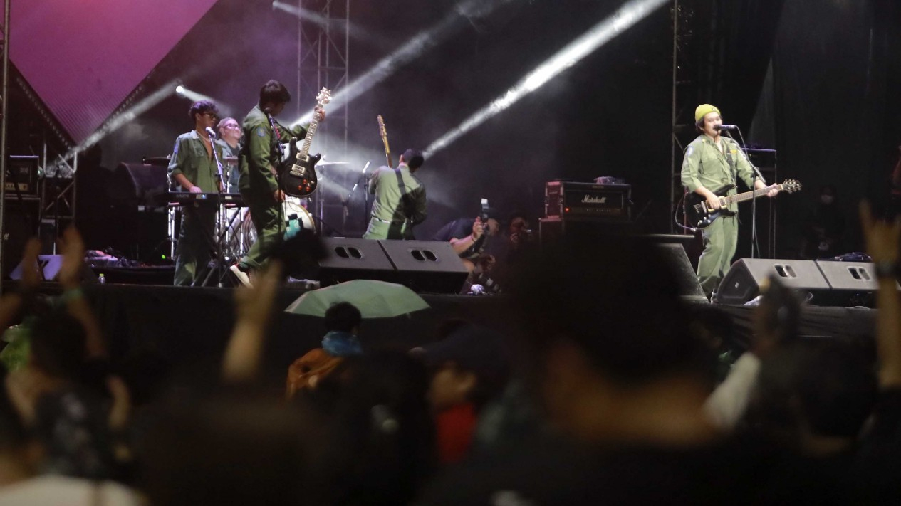 Penampilan Rocket Rockers di Everblast Festival