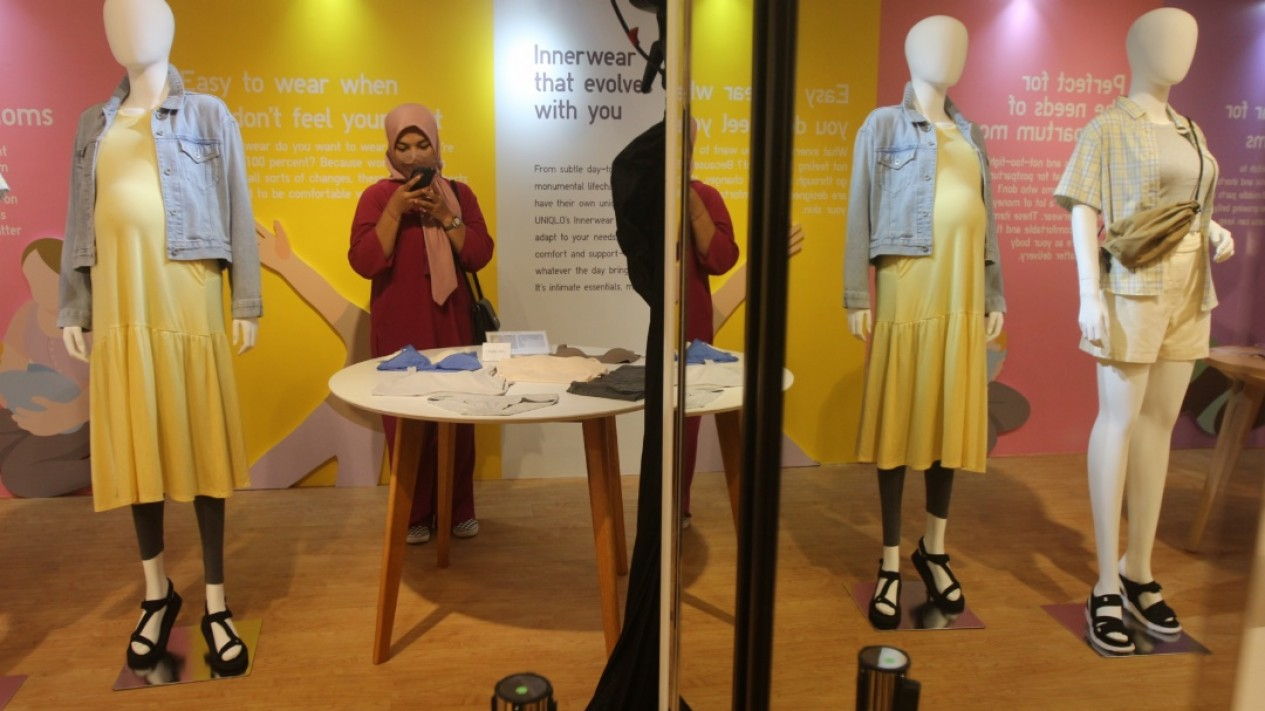 Koleksi Busana LifeWear For Her saat Hari Perempuan