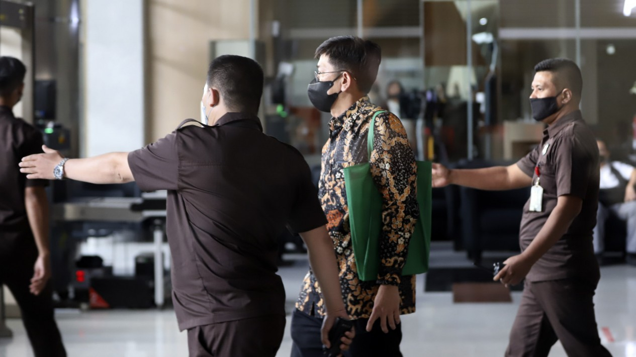 KPK Periksa Kepala Kantor Pajak Madya Jaktim Wahono Saputro