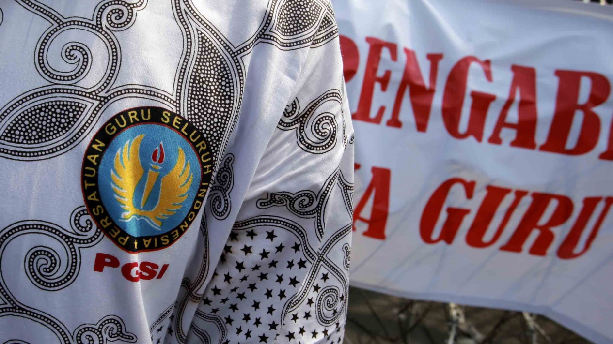 Demo Guru di DPR RI