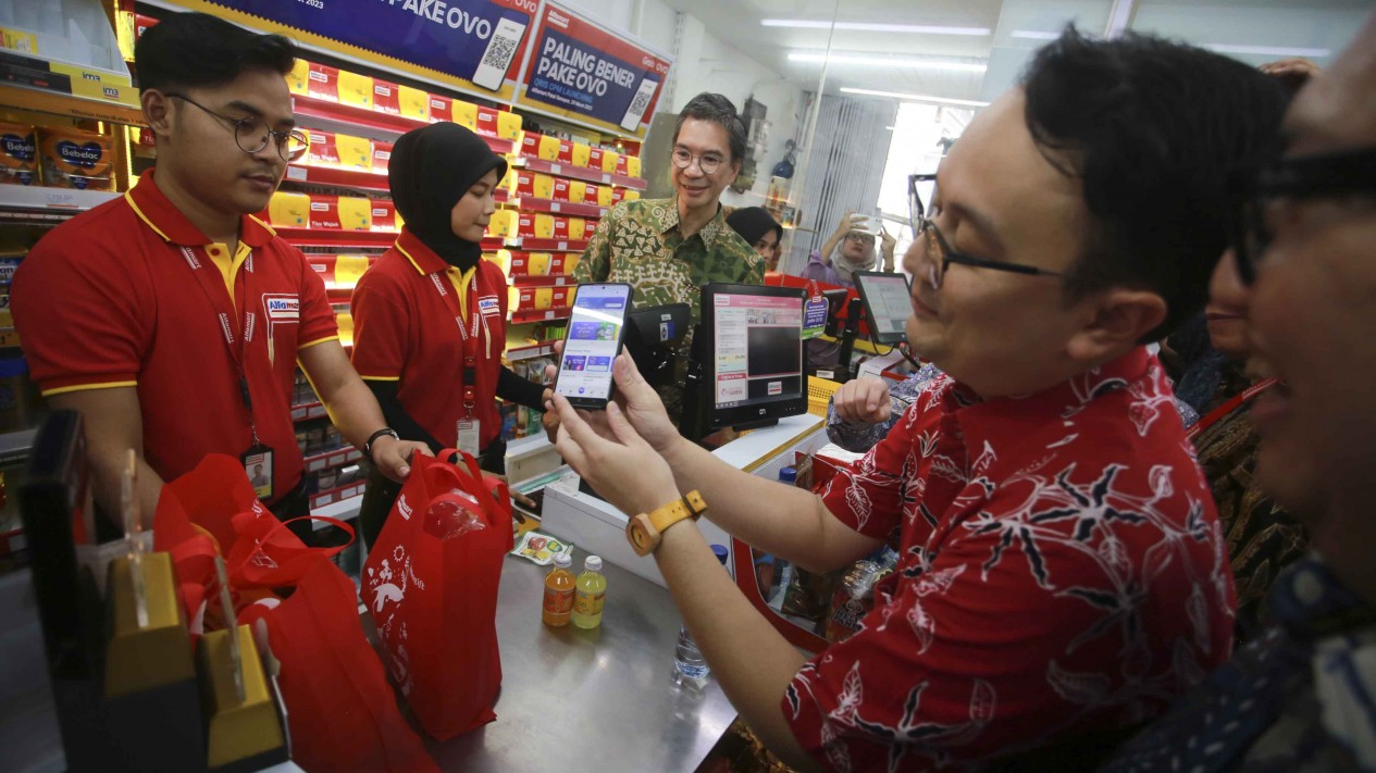 Kenaikan Transaksi Uang Elektronik