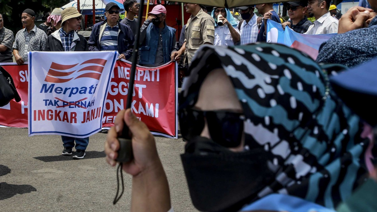 Aksi Demo Pegawai Ex Merpati