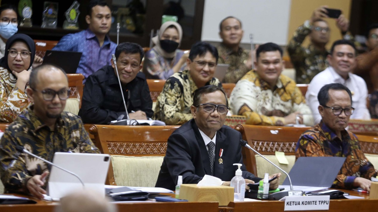 Mahfud MD dan PPATK Hadiri RDP Dengan DPR Terkait 349 T