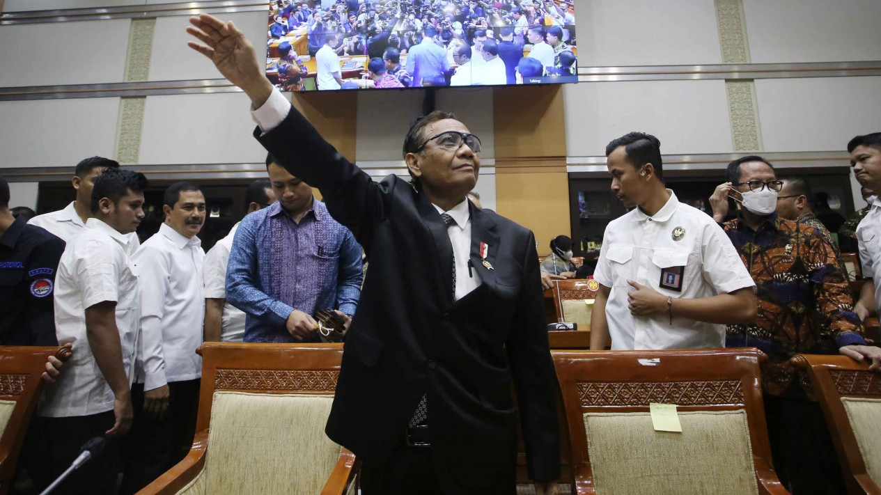 Mahfud MD dan PPATK Hadiri RDP Dengan DPR Terkait 349 T