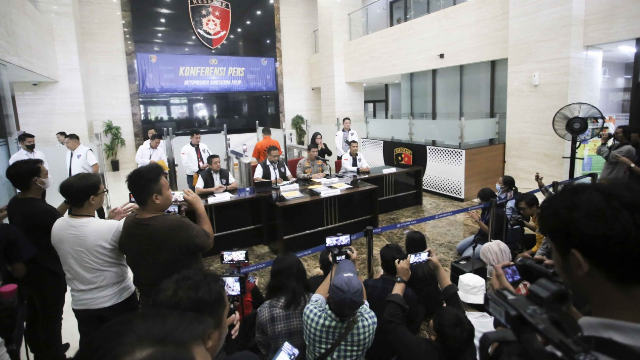 Polisi Tetapkan Tersangka Andi Pangerang Hasanuddin