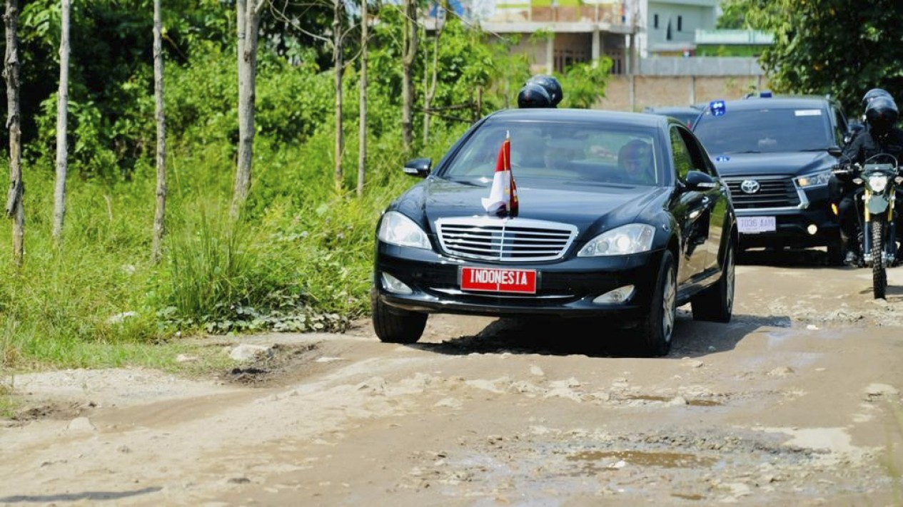 Parah, Ini Jalan Rusak di Lampung yang Ditinjau Presiden JKW