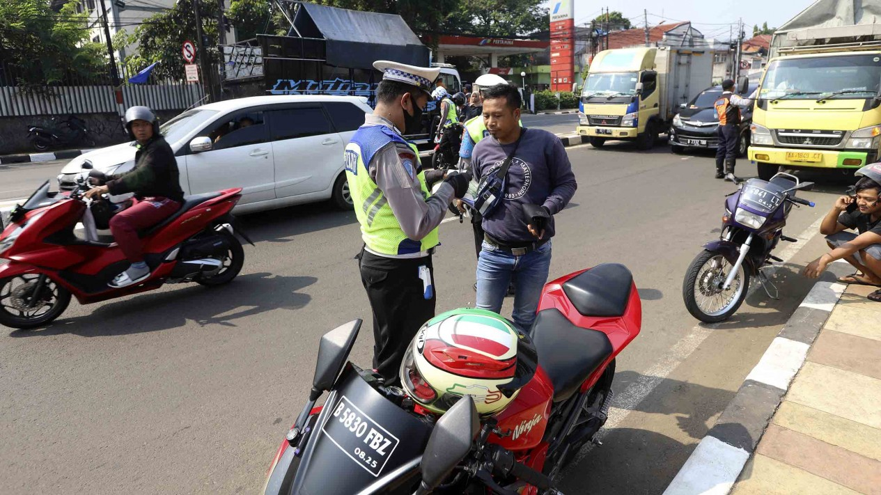 Pemberlakuan Kembali Tilang Manual Kendaraan Bermotor