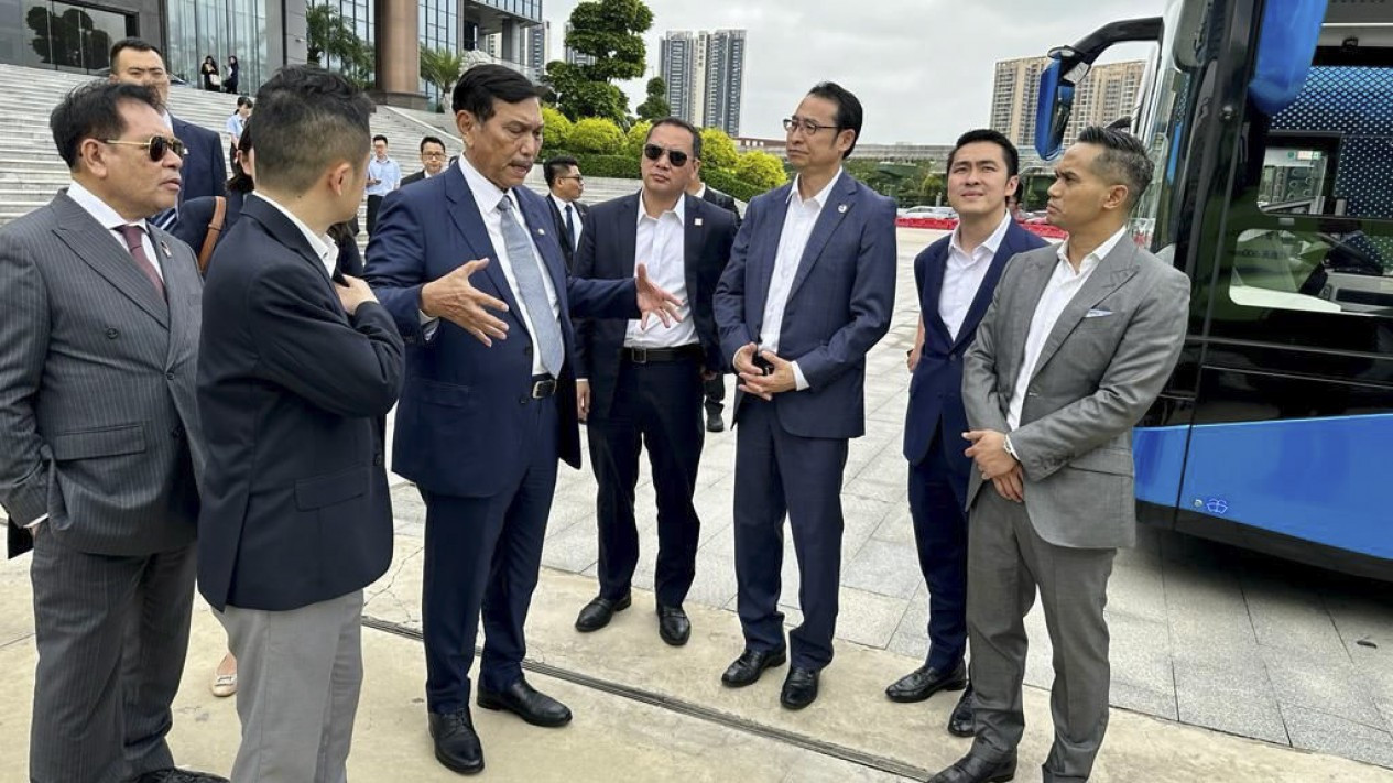 Penandatanganan MoU Investasi Mobil Listrik