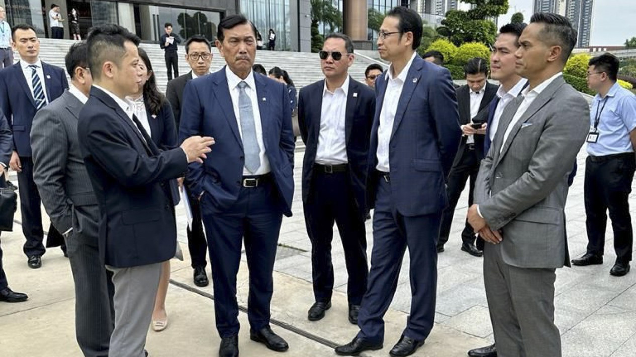 Penandatanganan MoU Investasi Mobil Listrik