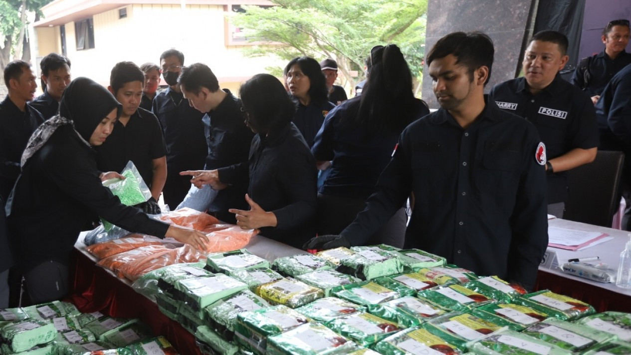 Pengungkapan Peredaran Sabu 428 Kg dan Ekstasi