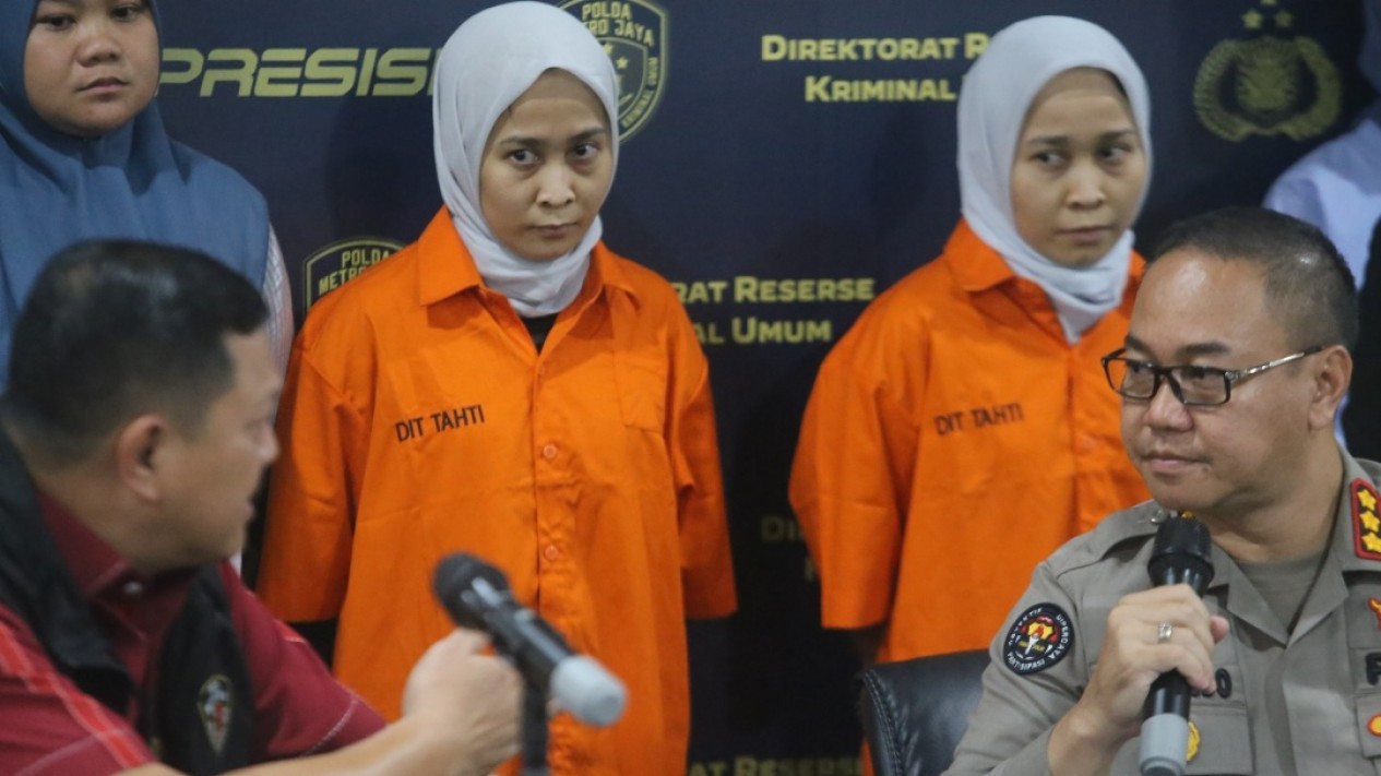 Rihana-Rihani Ditangkap Polisi Kasus Penipuan Iphone - Vlix.id