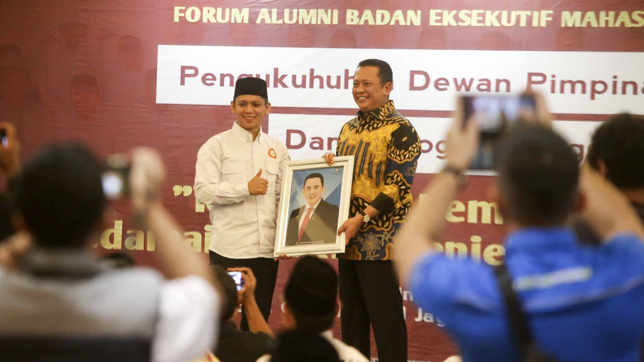 Pengukuhan Forum Alumni BEM Guna Jaga Kedamaian Pemilu 2024