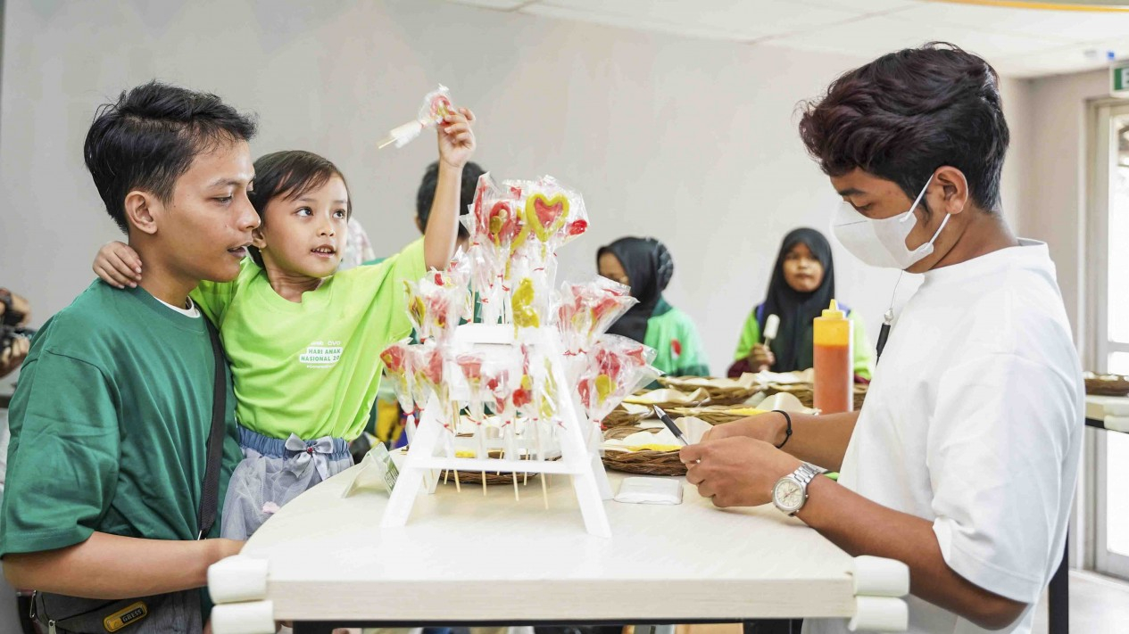 Berbagi di Momen Perayaan Hari Anak Nasional