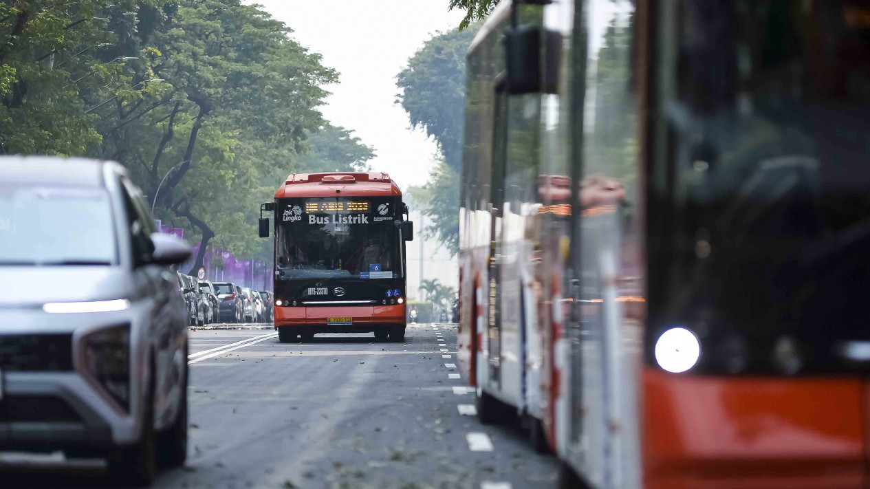 Melihat Bus Listrik Operasional KTT ASEAN 2023 BYD VKTR - Vlix.id