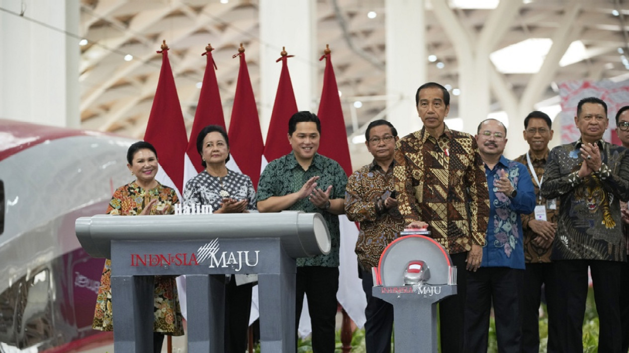 Presiden Jokowi Resmikan Kereta Cepat Whoosh