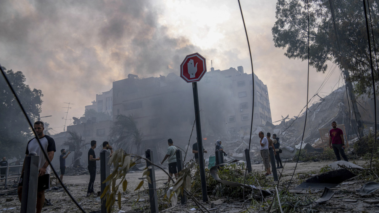 Pemukiman Palestina Hancur Akibat Serangan Udara Israel