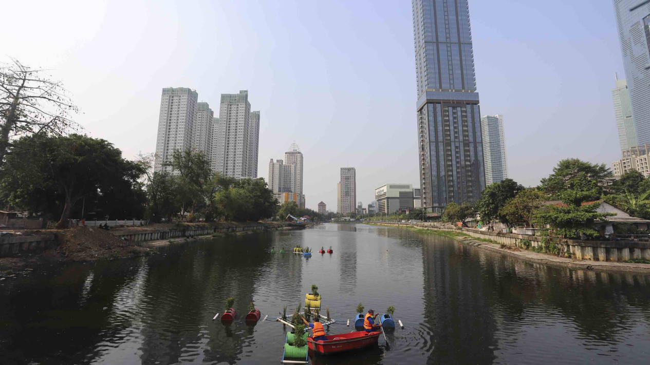 Penghijauan Di Waduk Melati Jakarta Untuk Kurangi Polusi