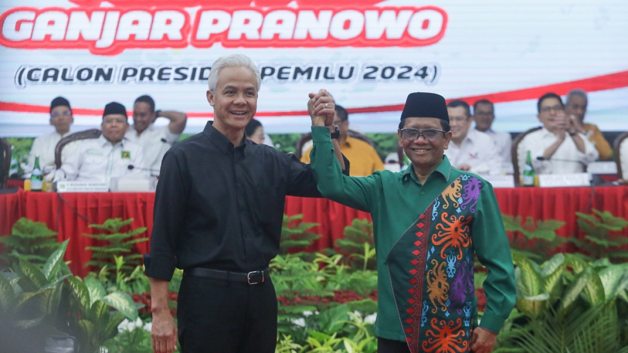 Sah Mahfud Md Cawapres Ganjar Pranowo Vlix Id