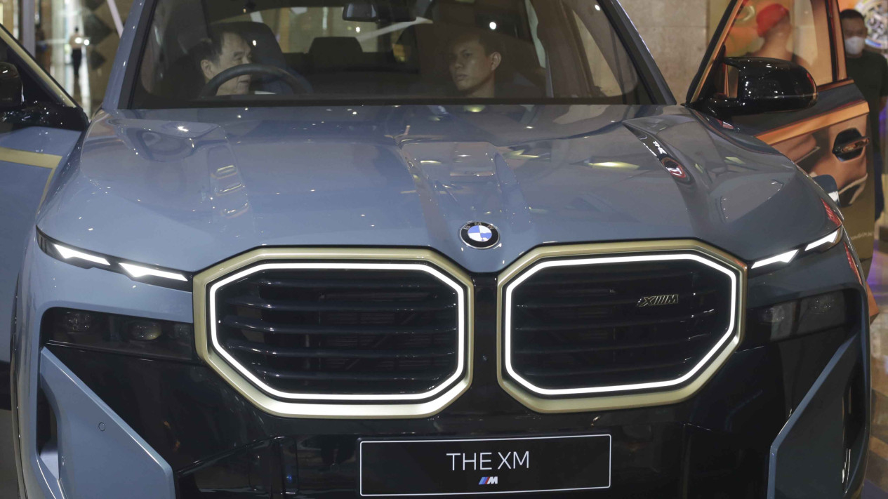Pameran Kendaraan Listrik BMW 2023 di Jakarta