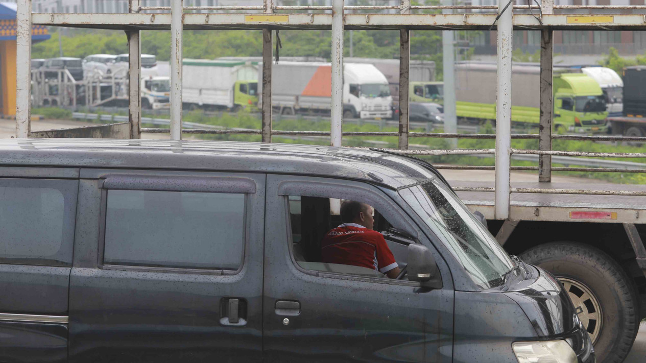 Aksi Buruh Tuntut Kenaikan UMK