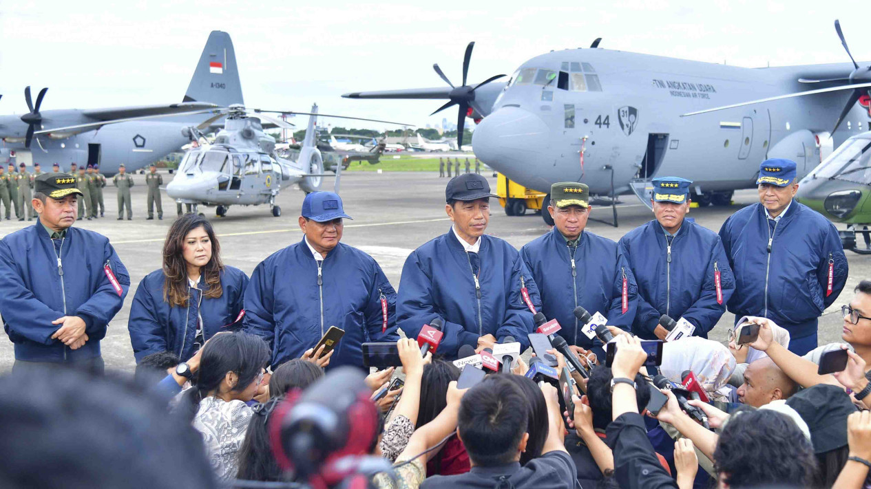 Presiden Serahkan Pesawat Super Hercules & Helikopter TNI AU