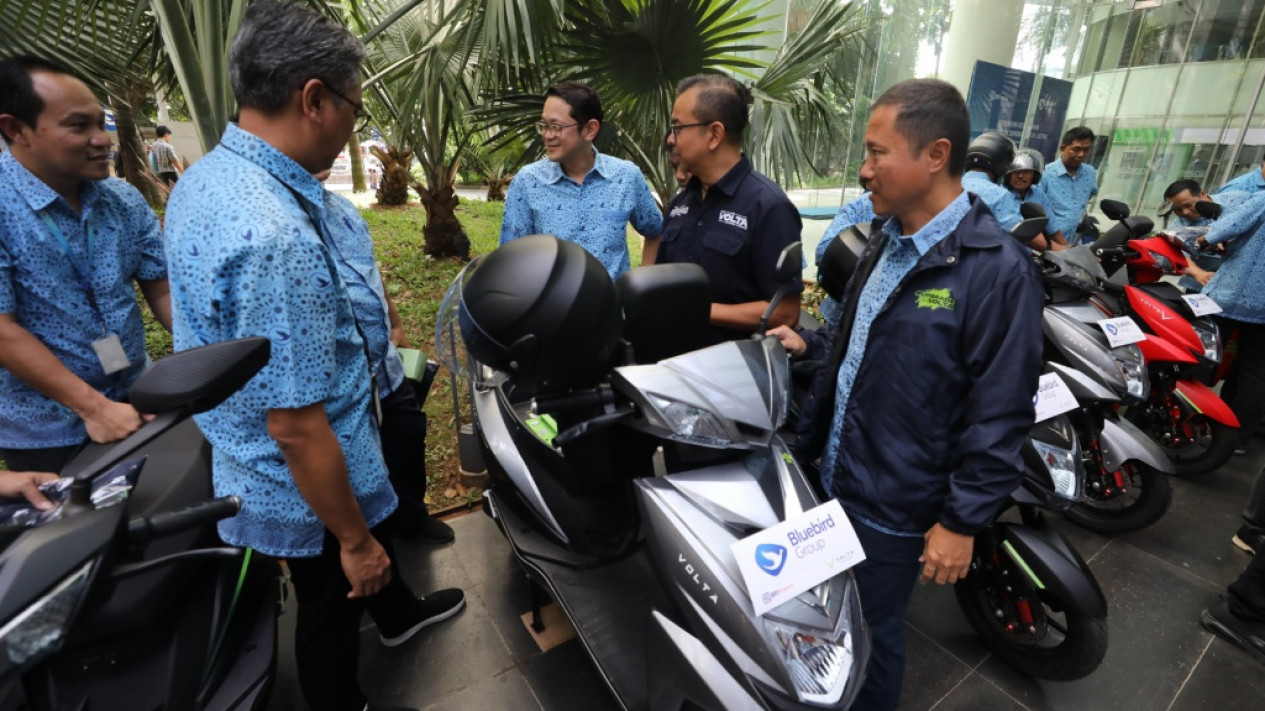 Program Motor Listrik Untuk Pengemudi Bluebird