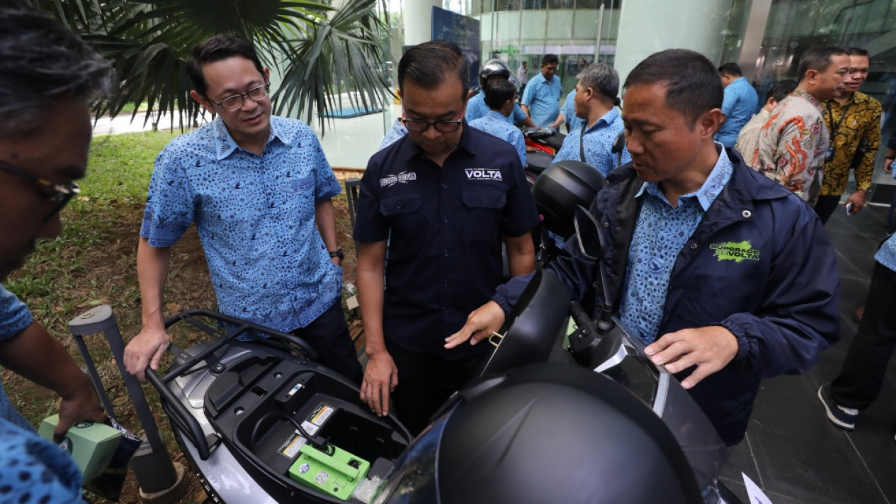 Program Motor Listrik Untuk Pengemudi Bluebird