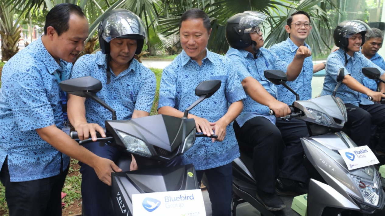 Program Motor Listrik Untuk Pengemudi Bluebird