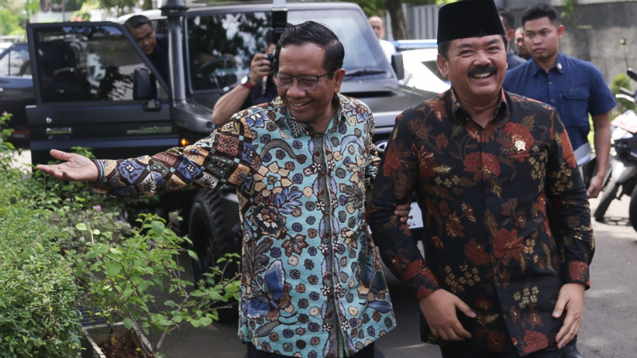 Menko Polhukam Hadi Tjahjanto Bertemu Mahfud MD