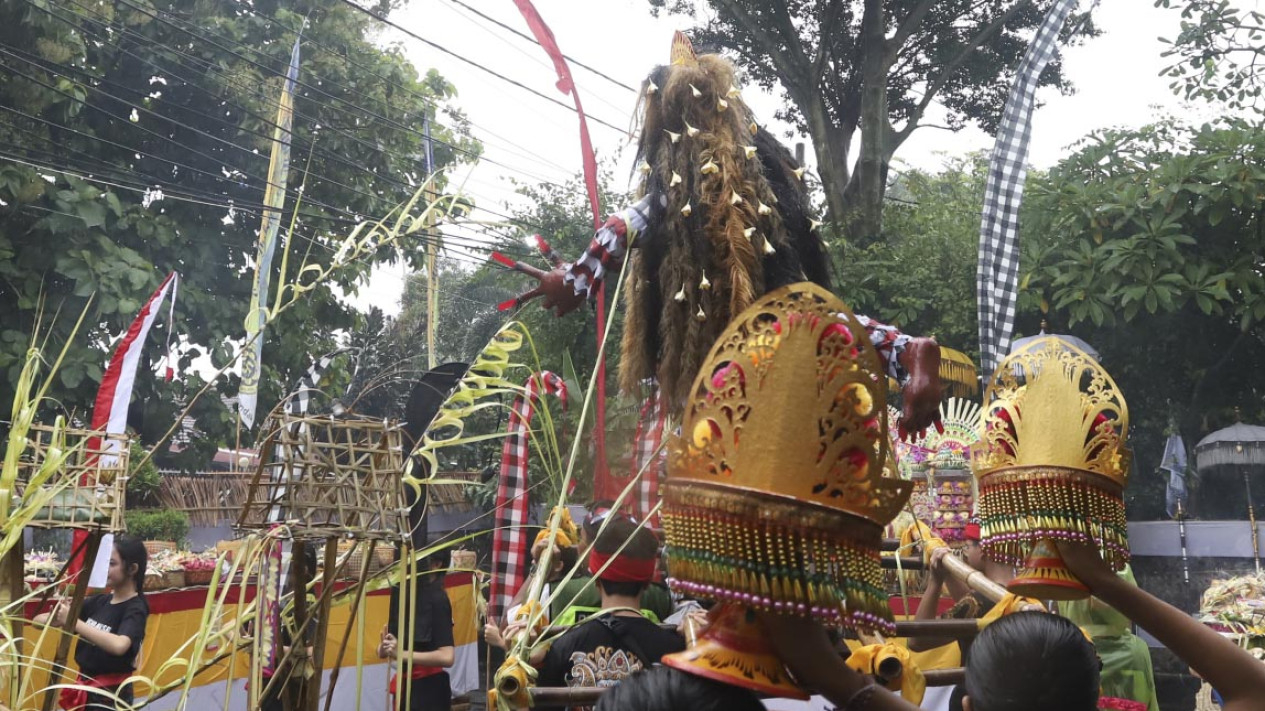 Pawai Ogoh-ogoh Jelang Hari Raya Nyepi