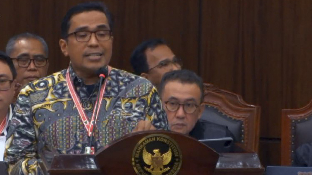 Sidang Sengketa Pilpres Hadirkan Saksi Ahli Ganjar-Mahfud - Vlix.id