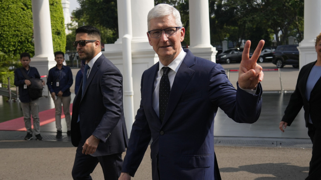 CEO Apple Tim Cook Bertemu Presiden Jokowi dan Prabowo